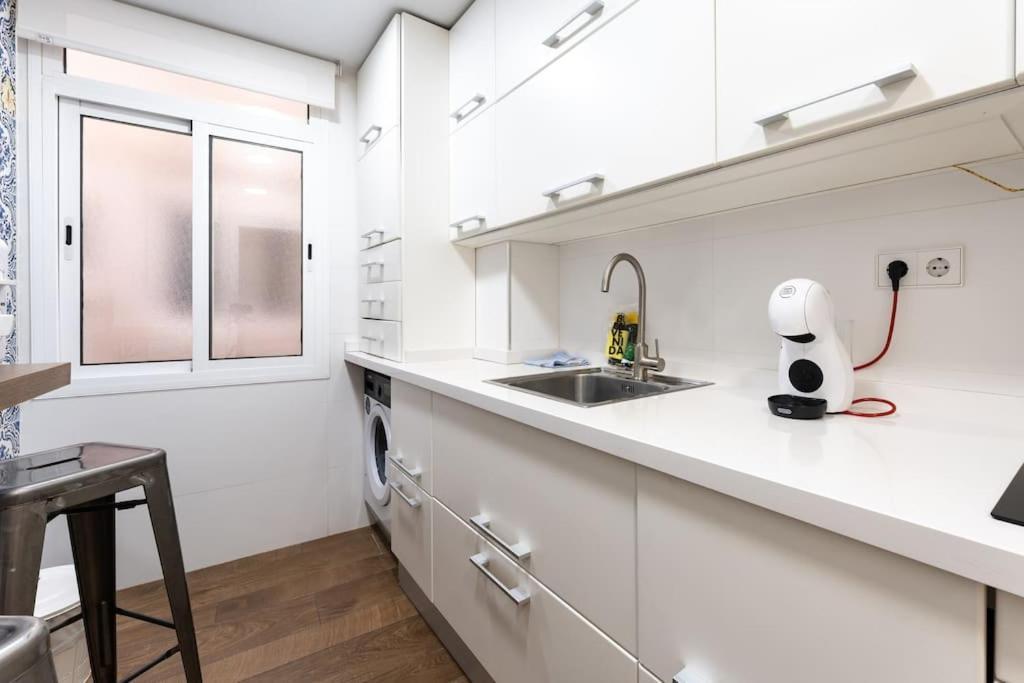 Super Central Malaga Flat With Terrace And Free Parking 外观 照片