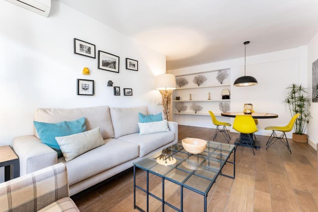 Super Central Malaga Flat With Terrace And Free Parking 外观 照片