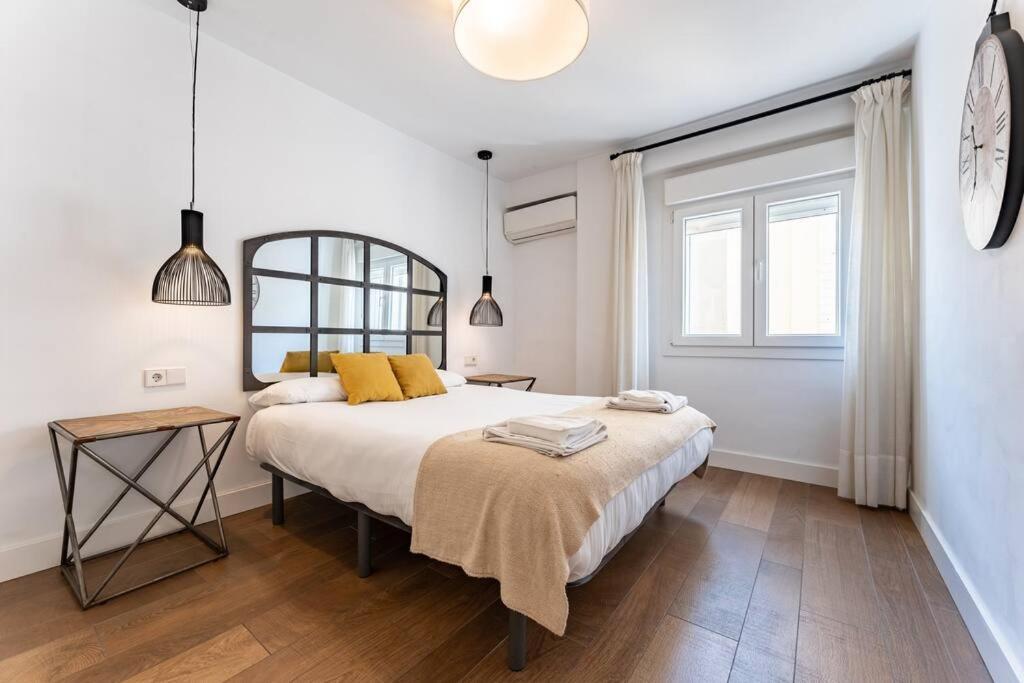 Super Central Malaga Flat With Terrace And Free Parking 外观 照片
