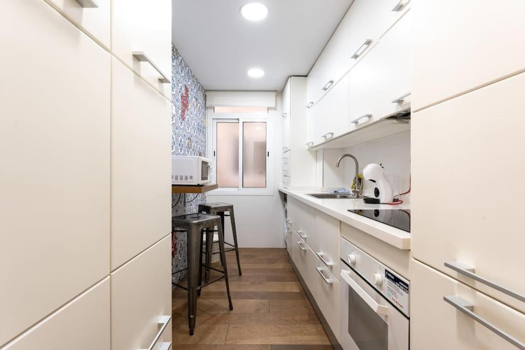 Super Central Malaga Flat With Terrace And Free Parking 外观 照片
